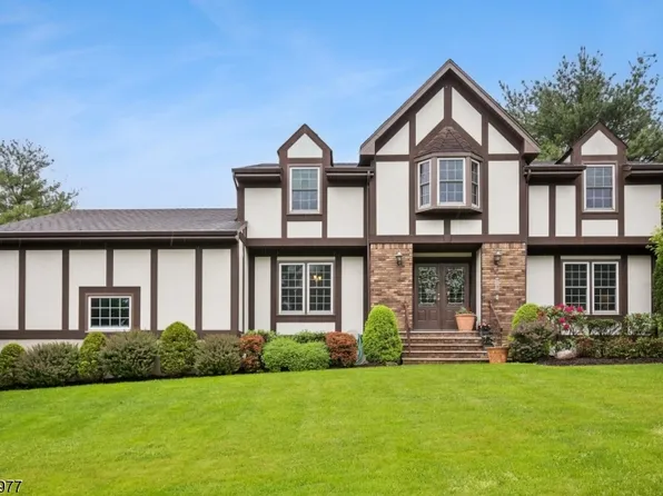 15 Bourbon St, Wayne Twp., NJ 07470