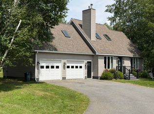 25 Meadowbrook Dr, Caribou, ME 04736
