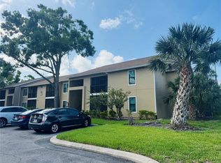 4032 Crockers Lake Blvd #27, Sarasota, FL 34238