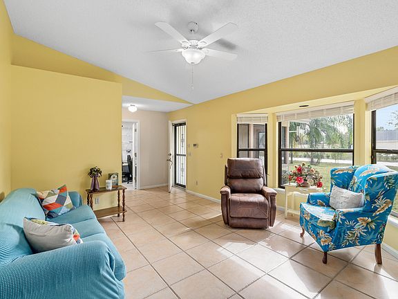 5th image of 16887 W Cornwall Drive