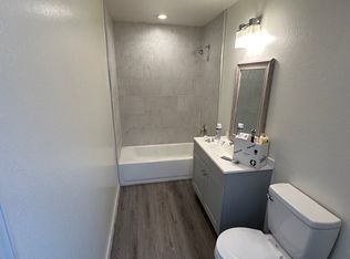 519 Oregon St #B, Bakersfield, CA 93305