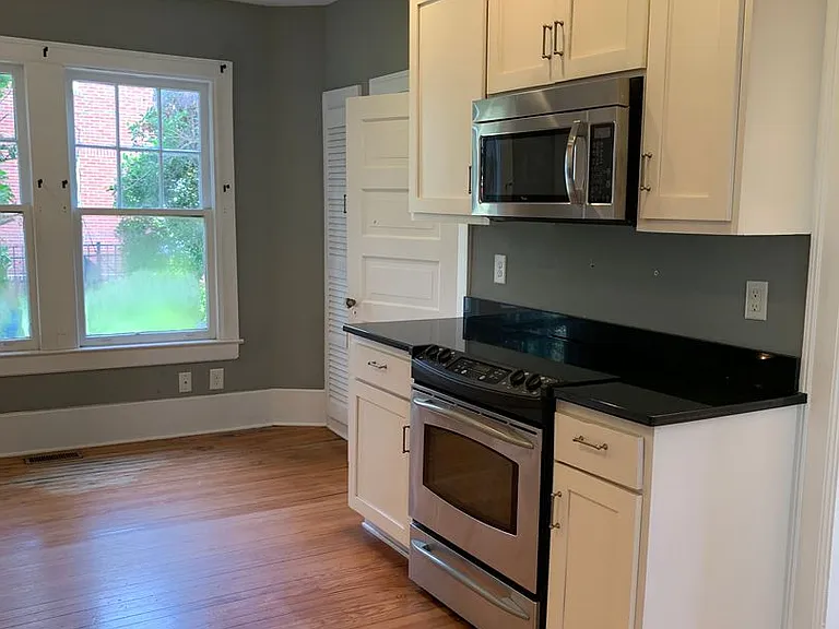 23 Colonial Dr — Photo 26