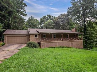 5674 Forest Pl, Acworth, GA 30102