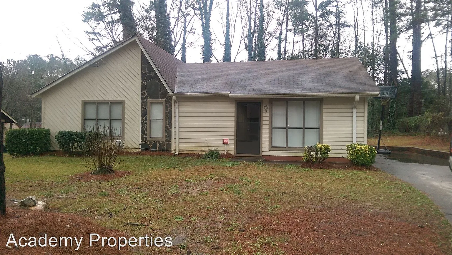 8947 Ashwood Dr photo 1