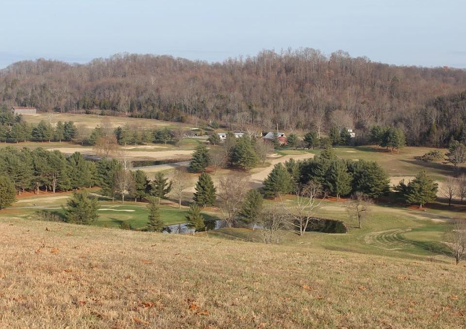 1st image of 52 Chimney Top Ln
