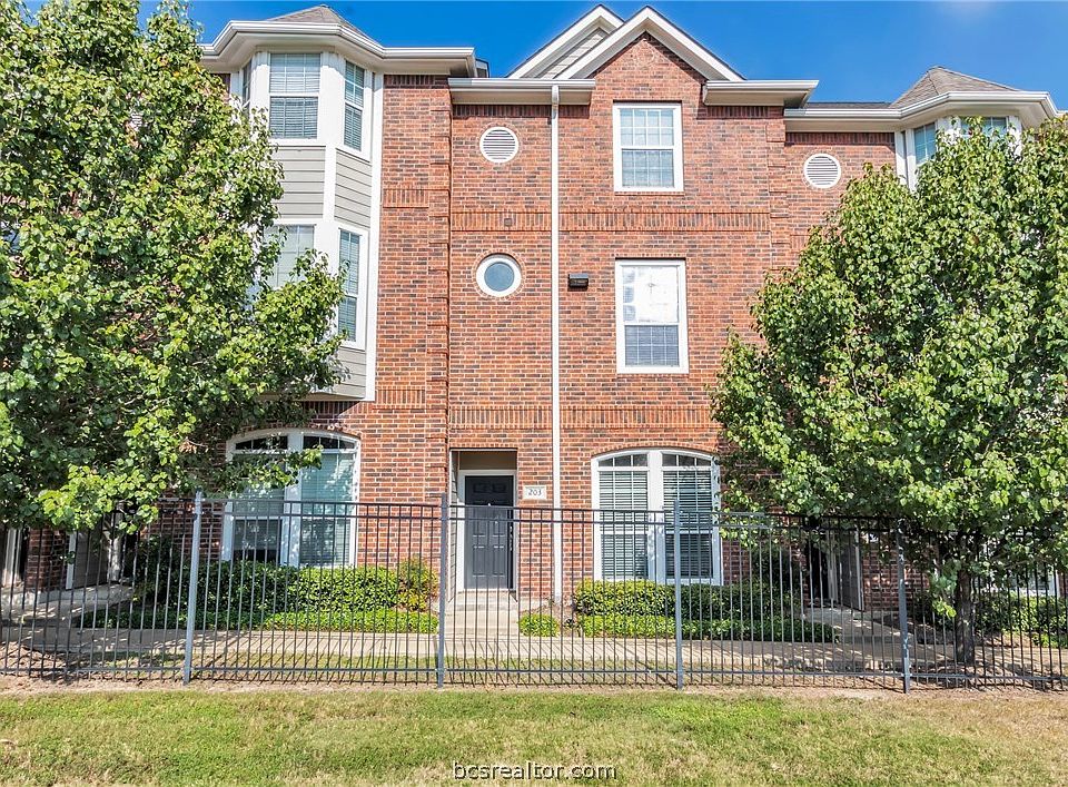 1st image of 305 Holleman Dr E APT 203