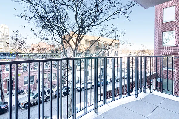 Rented by Modern Spaces | media 21