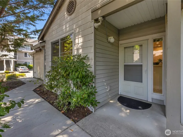 2009 196th Street SE #G104, Bothell, WA 98012