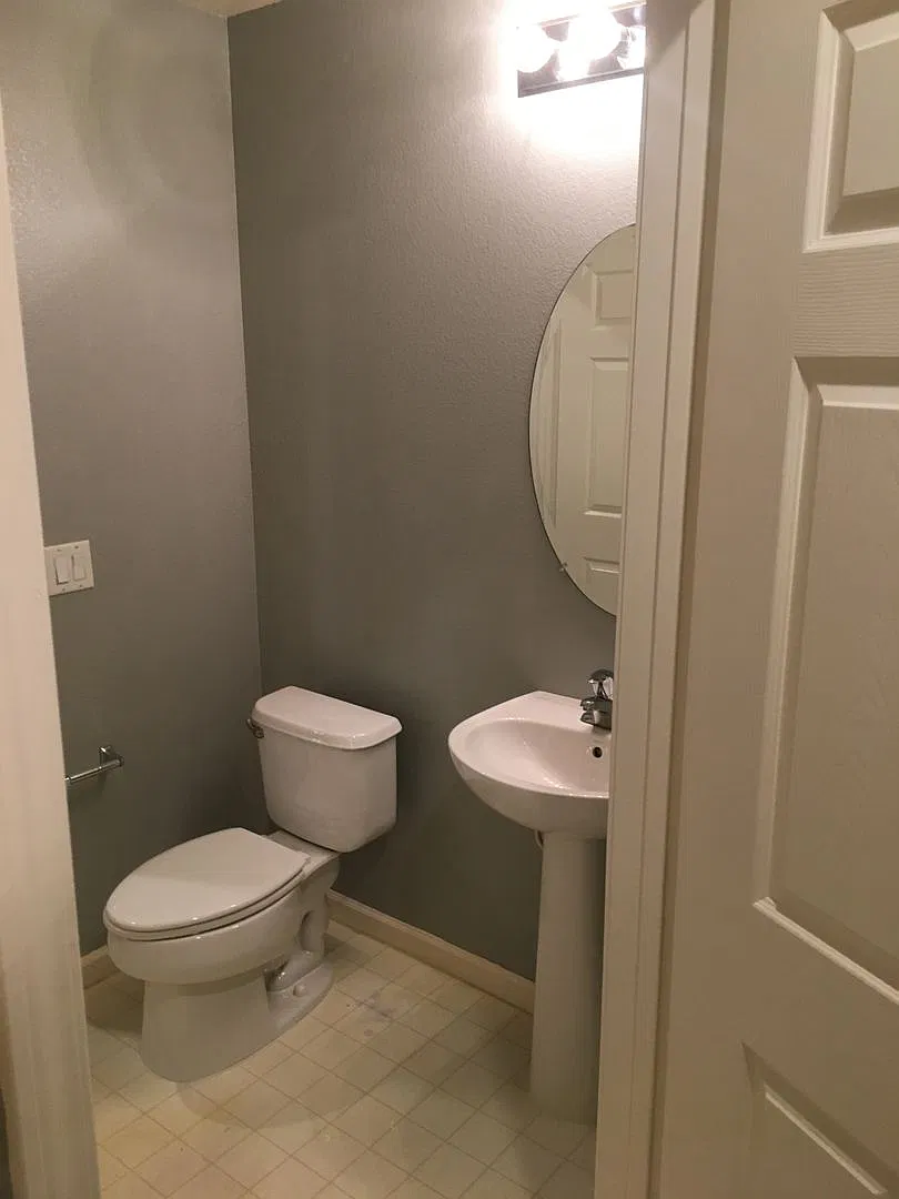 31 E Agate Ave — Photo 4