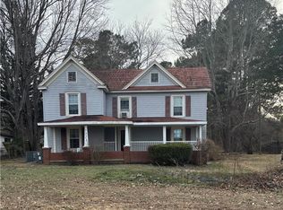 7323 Shadyside Dr, Summerfield, NC 27358