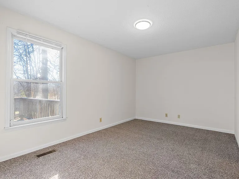 248 Quail Ridge Rd — Photo 16