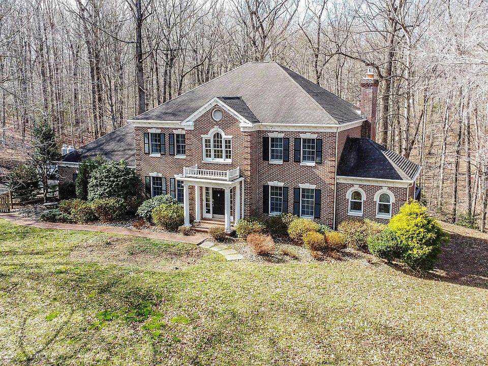 8624 Beaver Pond Ln, Fairfax Station, VA 22039 Zillow