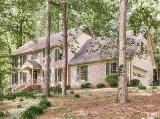 8909 Woodvine Ct, Raleigh, NC 27613
