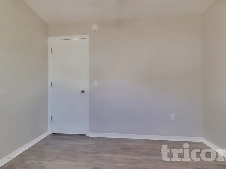 353 Comfort Dr — Photo 15
