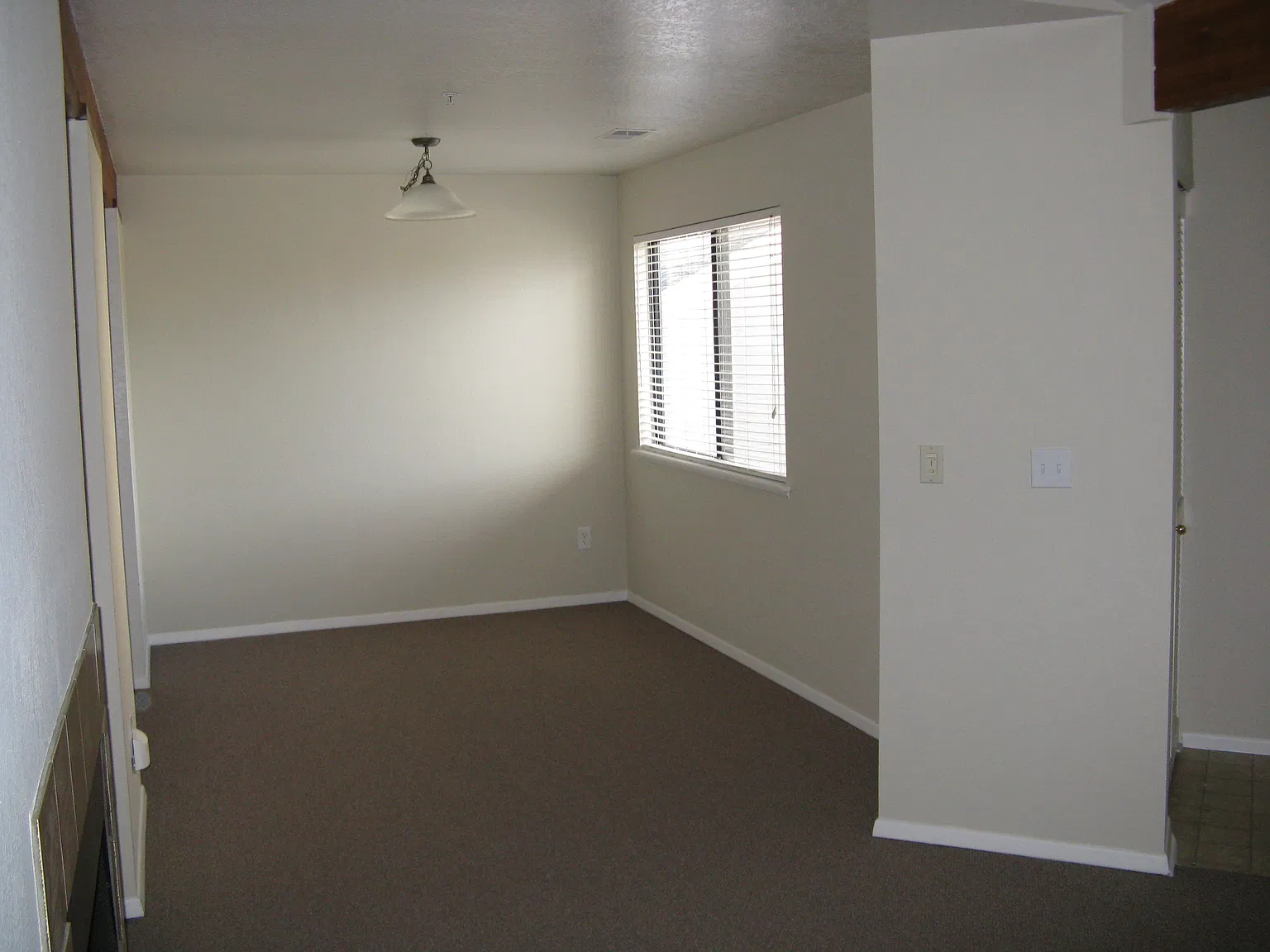 2 bed, 2.0 bath, 859 sqft, $2,000 — Photo 3