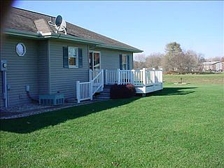 5th image of 1701 Longwood Ct