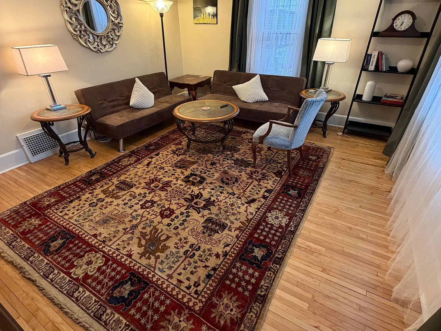 1 bed, 800 sqft, $1,600 — Photo 2