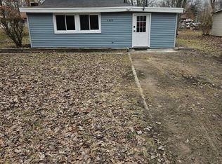 4802 Maplewood Dr, Harrison, MI 48625