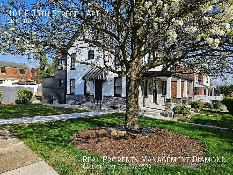 Building Photo - 101 E 35th St #2