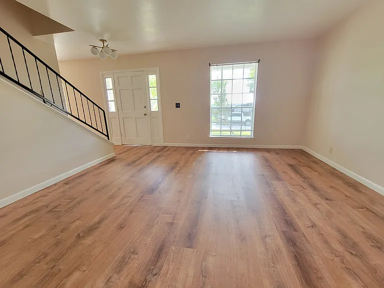 2115 Cedar Run Dr — Photo 13