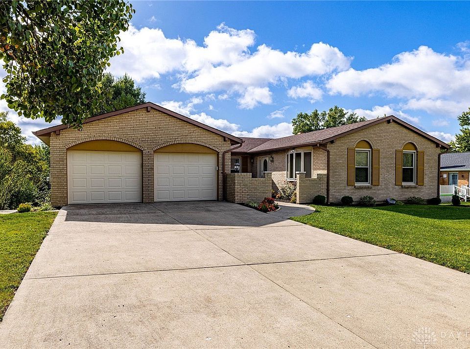 1st image of 3853 Philnoll Dr