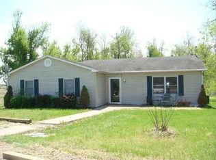 644 7th St, Corydon, KY 42406