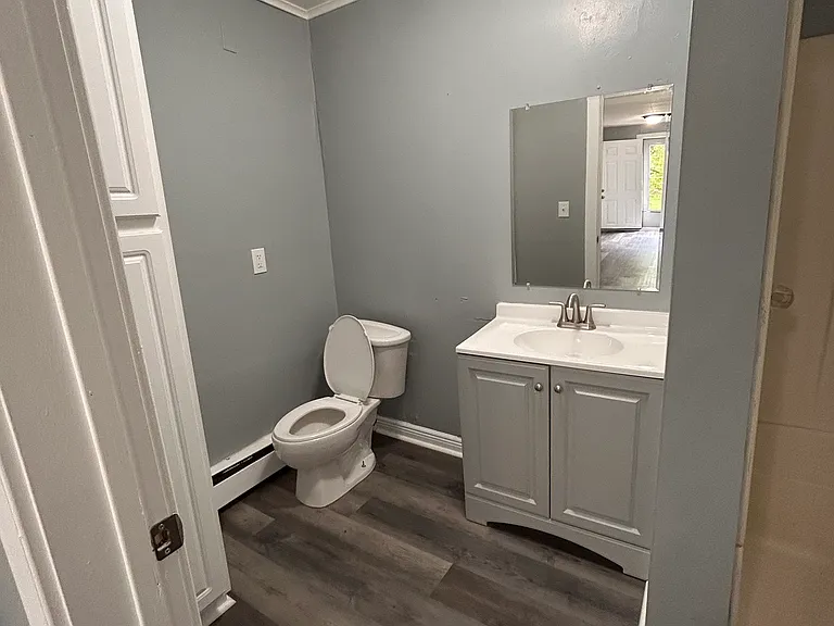 27 Cottage St #1 — Photo 3