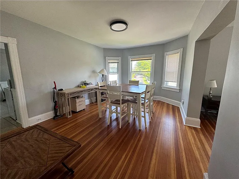 60 Berkeley Ave #2 — Photo 6