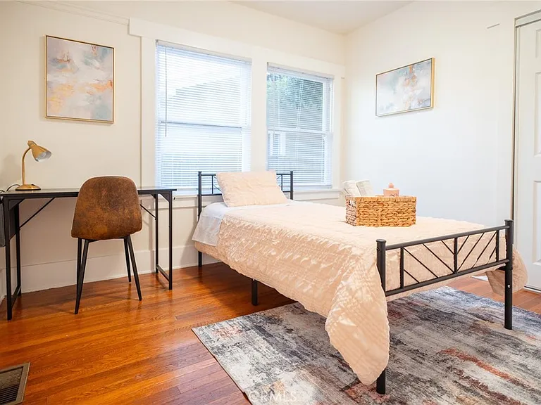 45 N Meridith Ave #45 — Photo 6