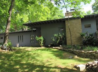 19 Norris St, Eureka Springs, AR 72632