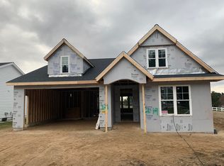421 Copper Leaf Ct, Midland, MI