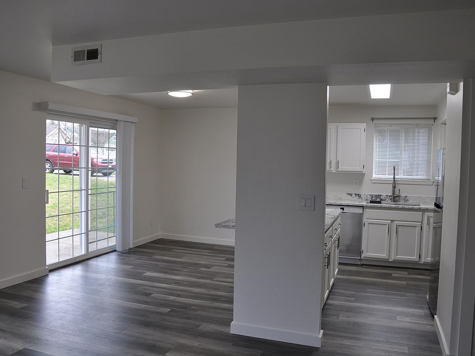 Kitchen / Living Room