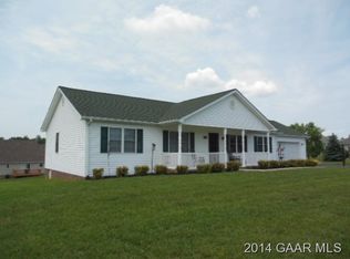 23 Winter Ridge Dr, Stuarts Draft, VA 24477