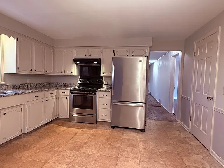 1800 Amarillo St NW — Photo 11