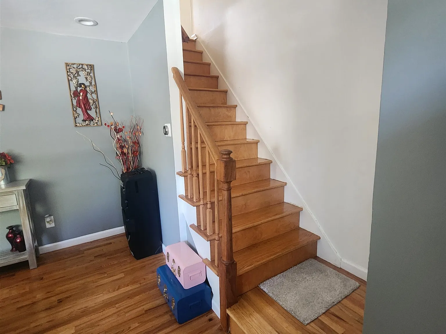 4 bed, 2.0 bath, 1200 sqft, $3,850 — Photo 4