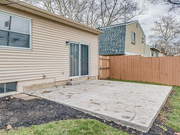 5th image of 3487 Saddle Ln S