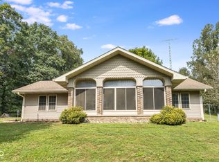 22110 Beacon Rd, Metamora, IN 47030