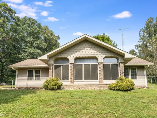 22110 Beacon Rd, Metamora, IN 47030