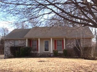 3438 Laurelwood Trl, Clarksville, TN 37043