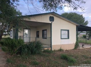 290 Julia Ave, Charlotte, TX 78011