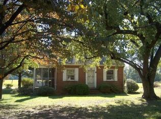 6608 Creighton Rd, Mechanicsville, VA 23111