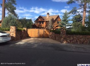 216 N Eagle Dr, Big Bear Lake, CA 92315