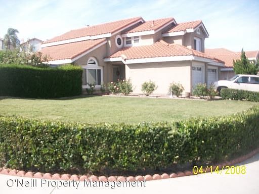 2nd image of 401 Hamlin Cir