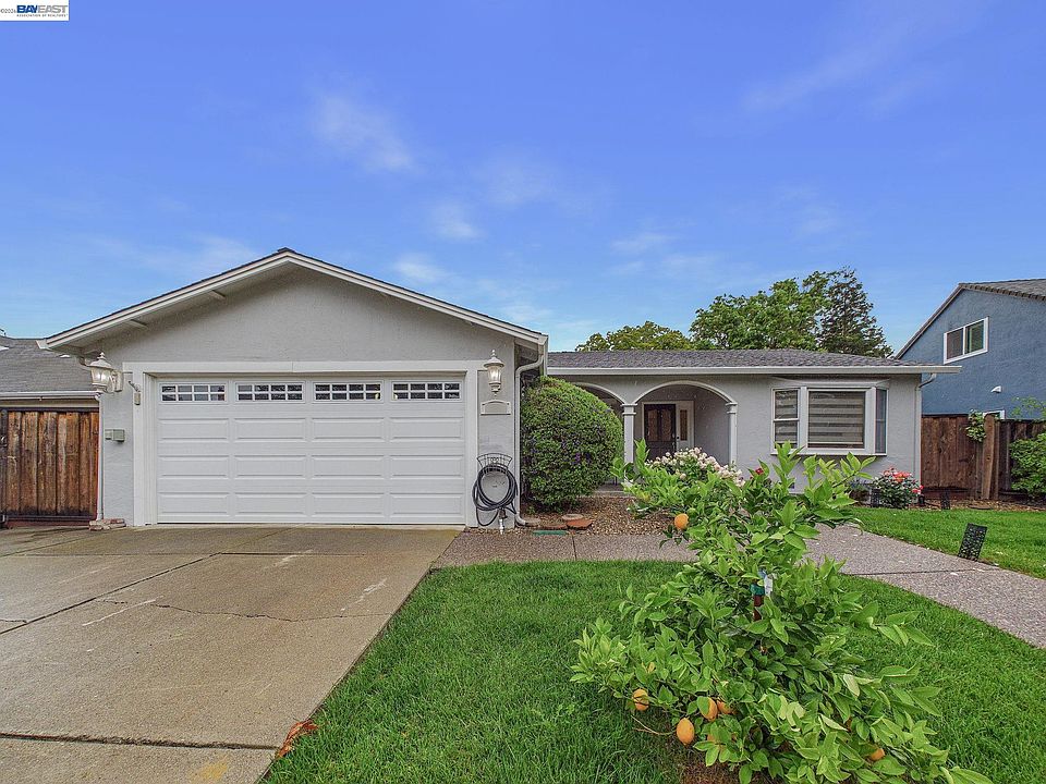 1st image of 3749 Platt Ct N