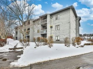 Sunview, Derry, NH 03038