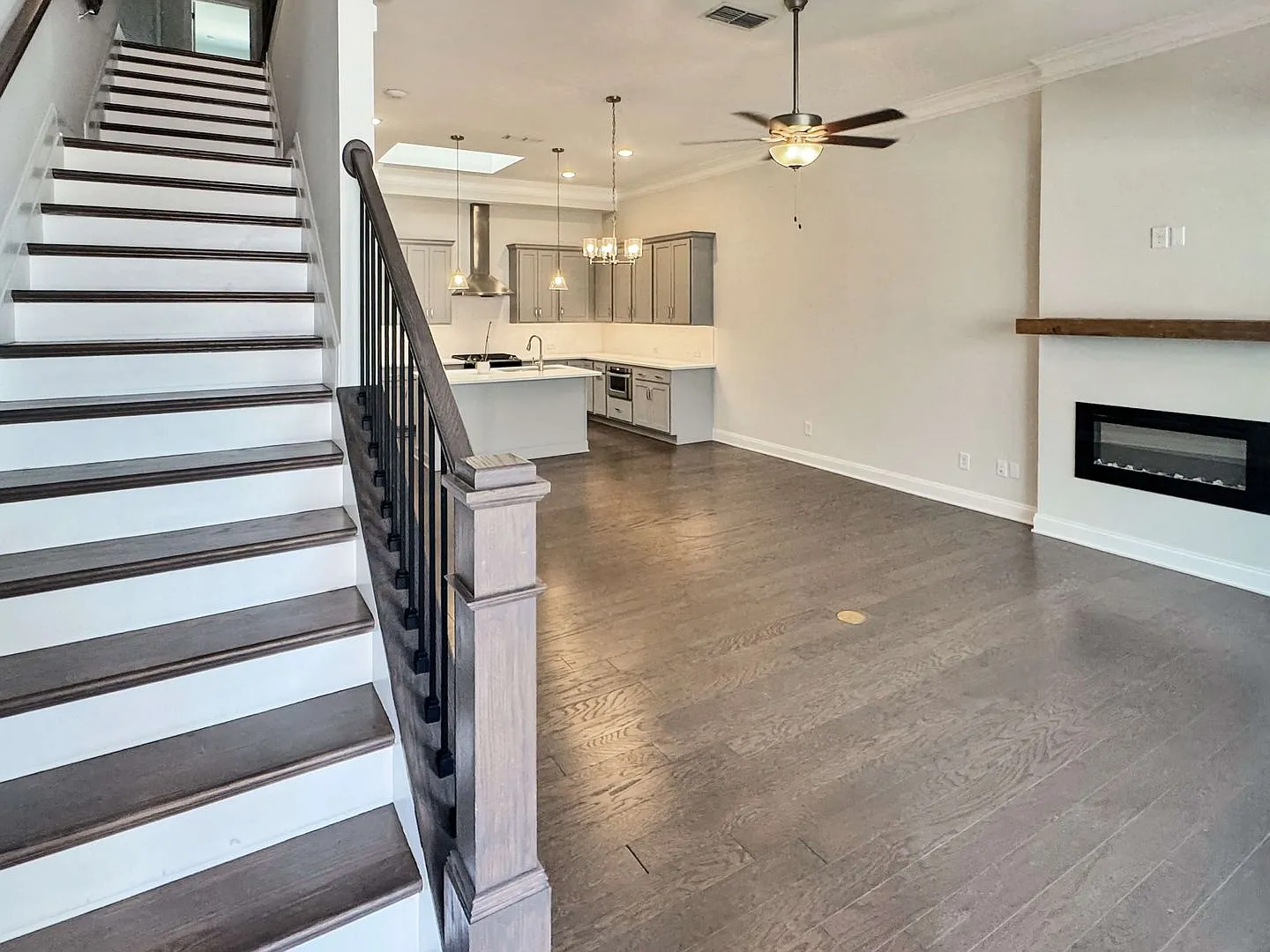 Woodstock 3BR Luxury 3BR Townhome! — Photo 4