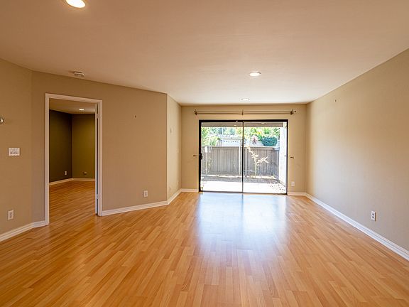 3rd image of 1001 Evelyn Ter E APT 153