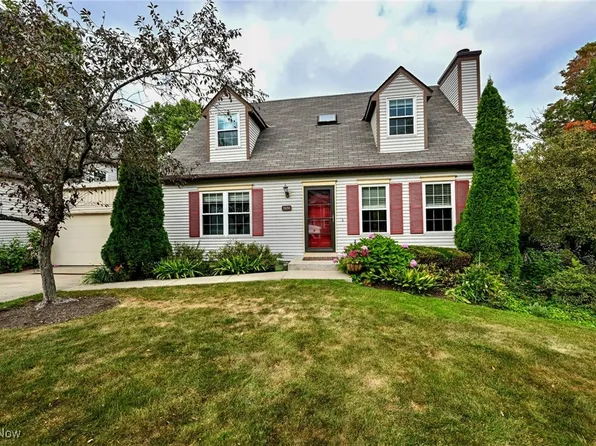 1656 Stone Creek Ln #48, Twinsburg, OH 44087