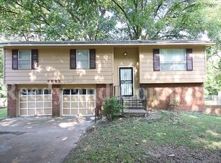 3635 W Big Bend Dr, Memphis, TN 38116