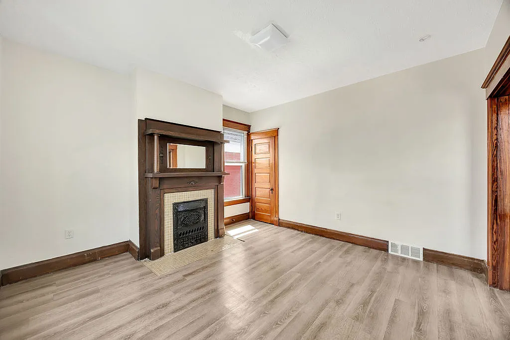 2 bed, 1400 sqft, $1,395 — Photo 3